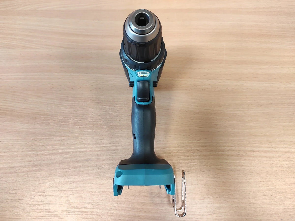 Two 18V Makita DDF485Z 50 Nm screwdrivers 3x5.0Ah + charger