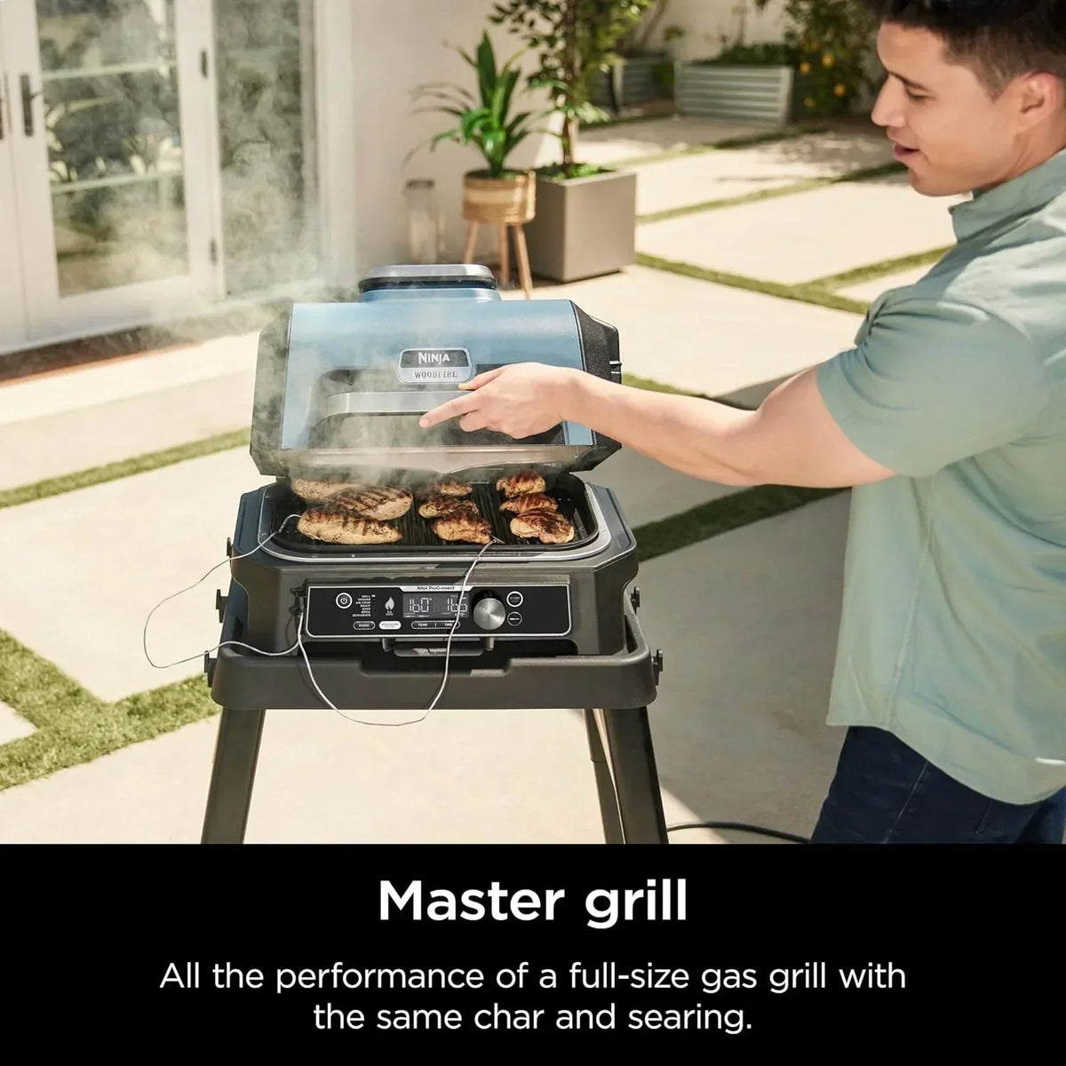 Ninja Woodfire Pro XL Grill i Wędzarnia Zewnętrzna, termometr, master grill 4 w 1, grill wędzarniczy, zewnętrzna frytownica powietrzna, piekarnik, przenośny, grill elektryczny, ciemnoszary, model OG850, 2026