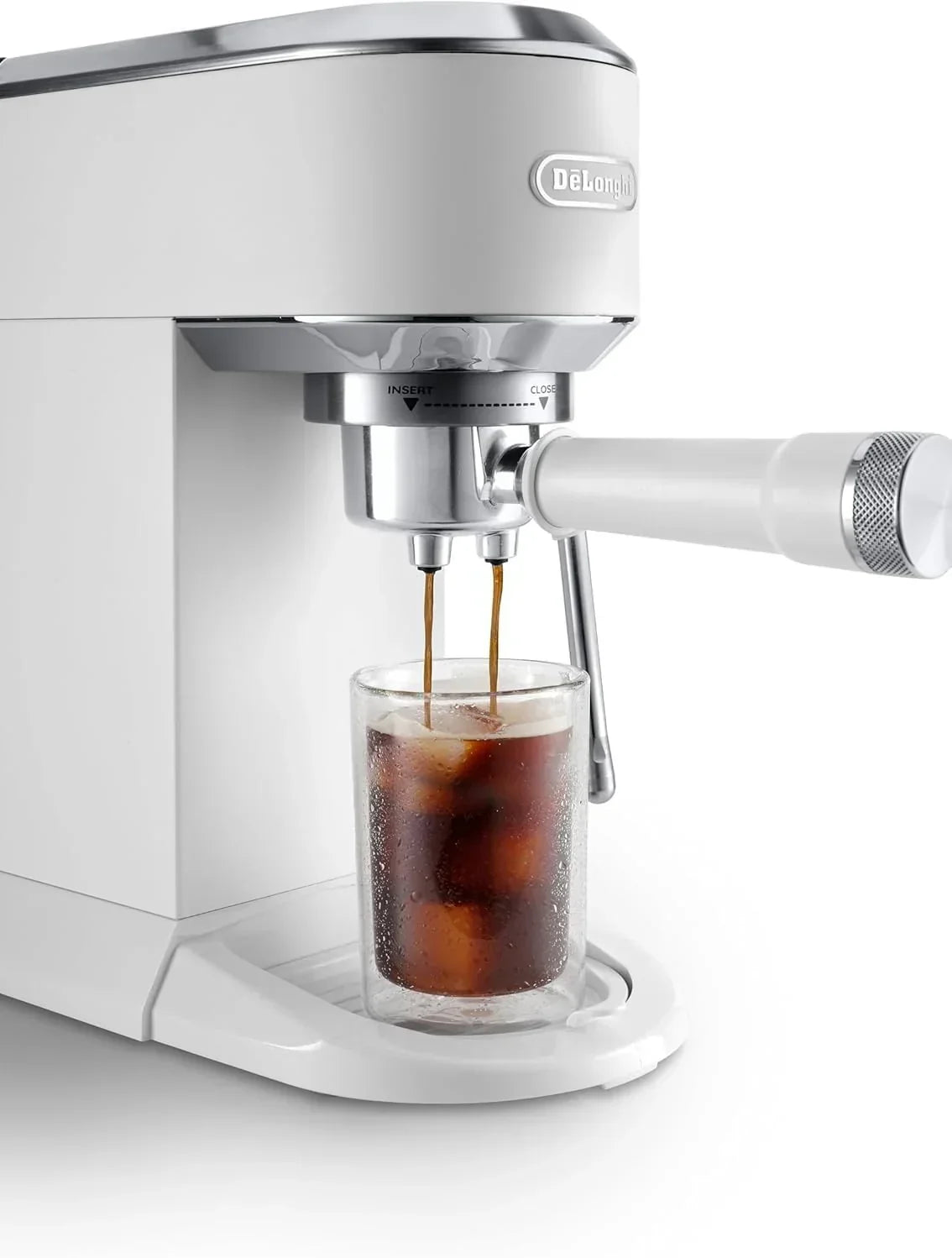De'Longhi Dedica – Ekspres Kolbowy do Kawy Mielonej lub w Saszetkach, Espresso i Cappuccino, Zbiornik 1.3 Litra, System Anti-Drip, Model EC685.M, Kolor Metaliczny