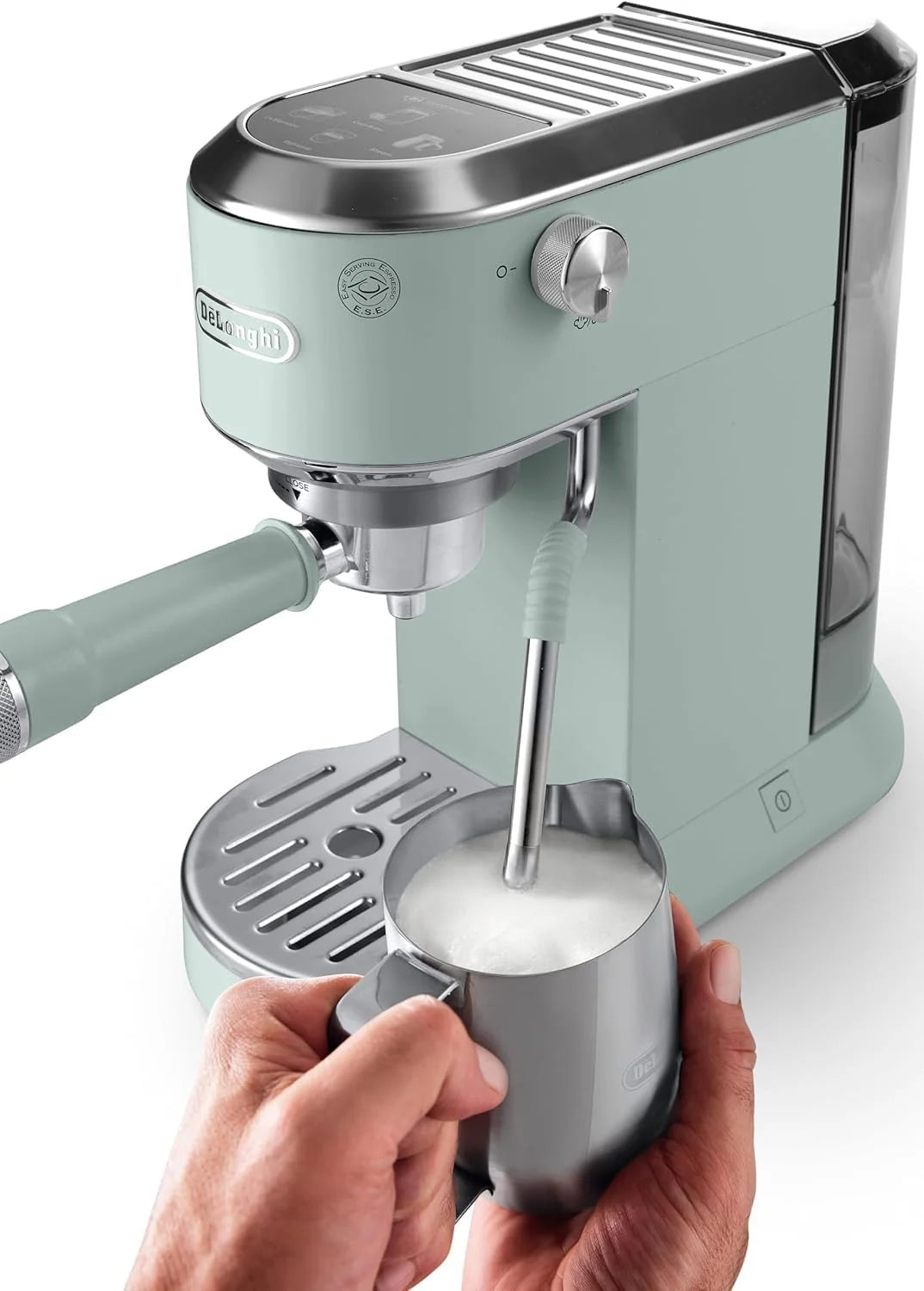 De'Longhi Dedica – Ekspres Kolbowy do Kawy Mielonej lub w Saszetkach, Espresso i Cappuccino, Zbiornik 1.3 Litra, System Anti-Drip, Model EC685.M, Kolor Metaliczny