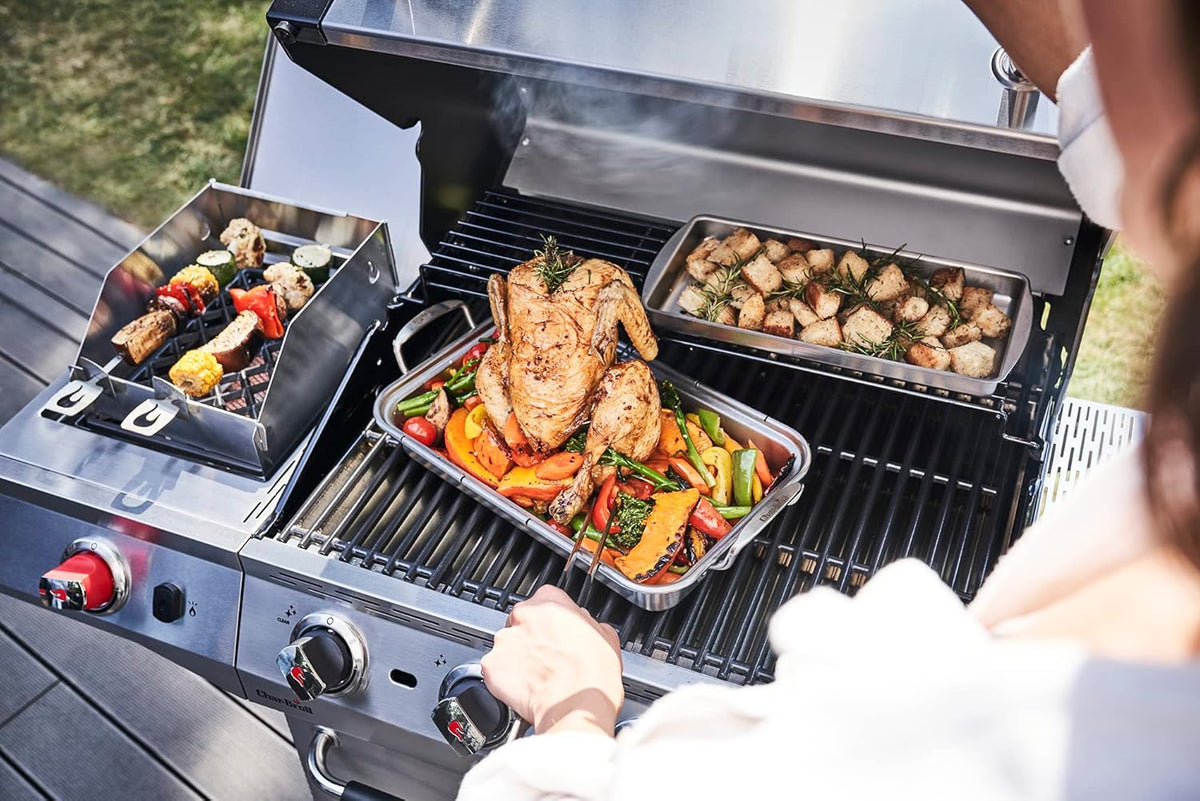Char-Broil Grill gazowy Advantage PRO S 4 - Grill gazowy z 4 palnikami i technologią TRU-Infrared, palnik o wysokiej wydajności 900°C, ruszty żeliwne
