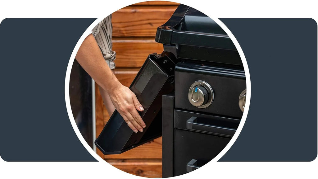 Campingaz Grill gazowy Seria 4 Premium S, grill gazowy z 4 palnikami ze stali nierdzewnej o mocy 13,6 kW, 1 palnik boczny, pokrywa, termometr, InstaClean Aqua, modułowy system kulinarny, kuchenka