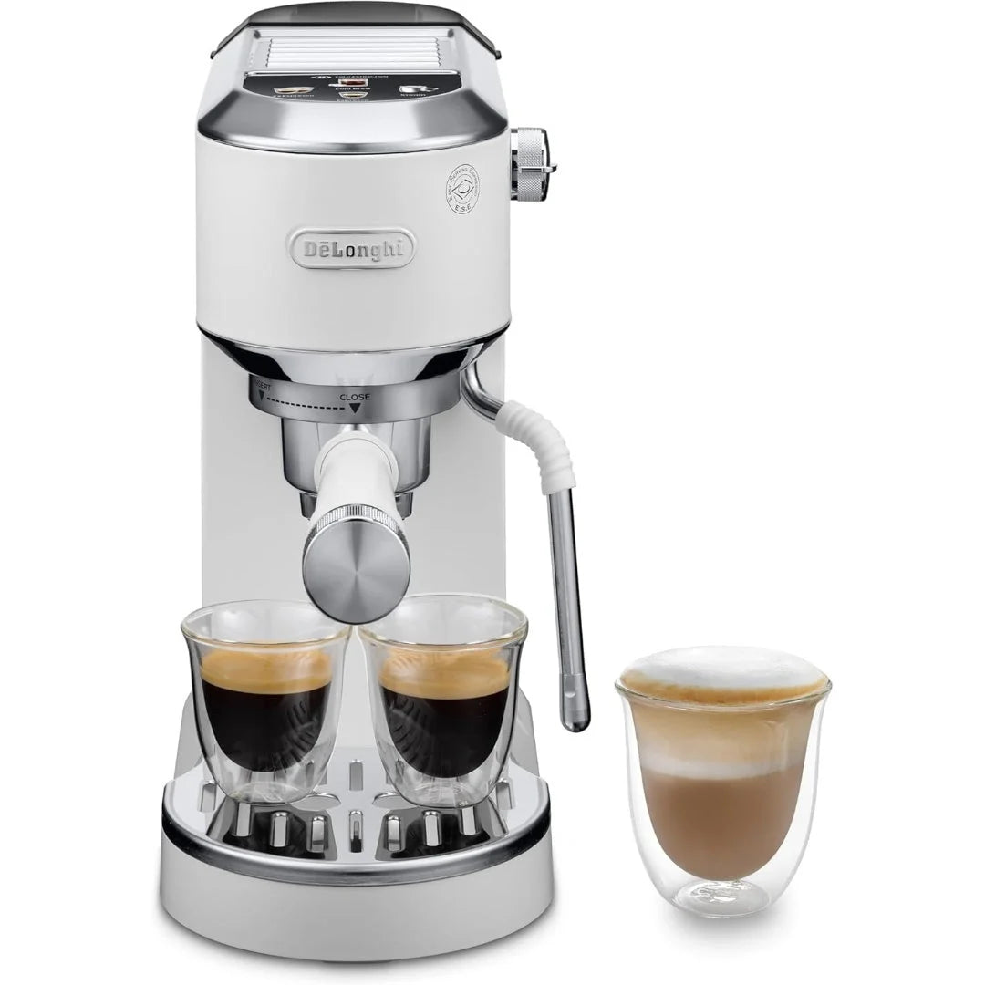 De'Longhi Dedica – Ekspres Kolbowy do Kawy Mielonej lub w Saszetkach, Espresso i Cappuccino, Zbiornik 1.3 Litra, System Anti-Drip, Model EC685.M, Kolor Metaliczny