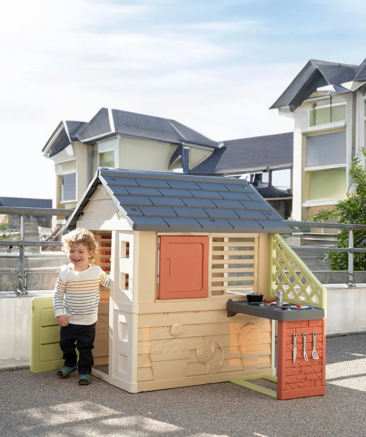 Smoby Life Casa Nature z kuchnią - Domek dla dzieci do użytku wewnątrz i na zewnątrz - Odporny na promienie UV materiał z recyklingu - Od 2 lat - W zestawie kuchnia i akcesoria - (7600810739)
