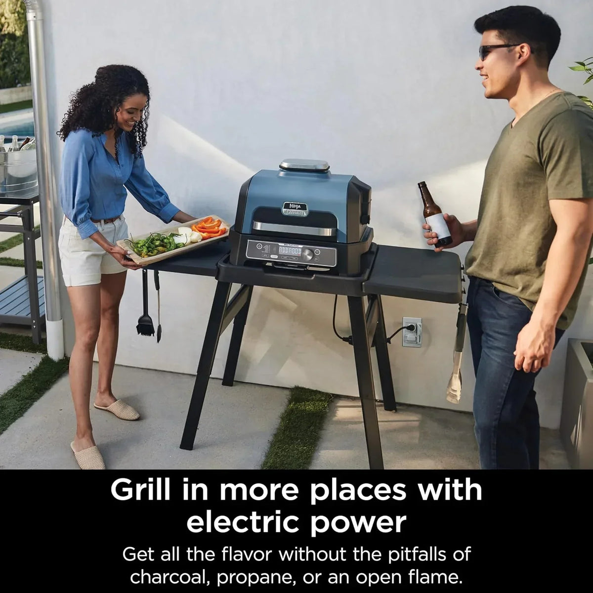 Ninja Woodfire Pro XL 4 w 1, grill i wędzarnia ogrodowa, termometr, główny grill 4 w 1, grill wędzarniczy, zewnętrzna frytkownica powietrzna, piekarnik, przenośny, grill elektryczny, ciemnoszary, model OG850