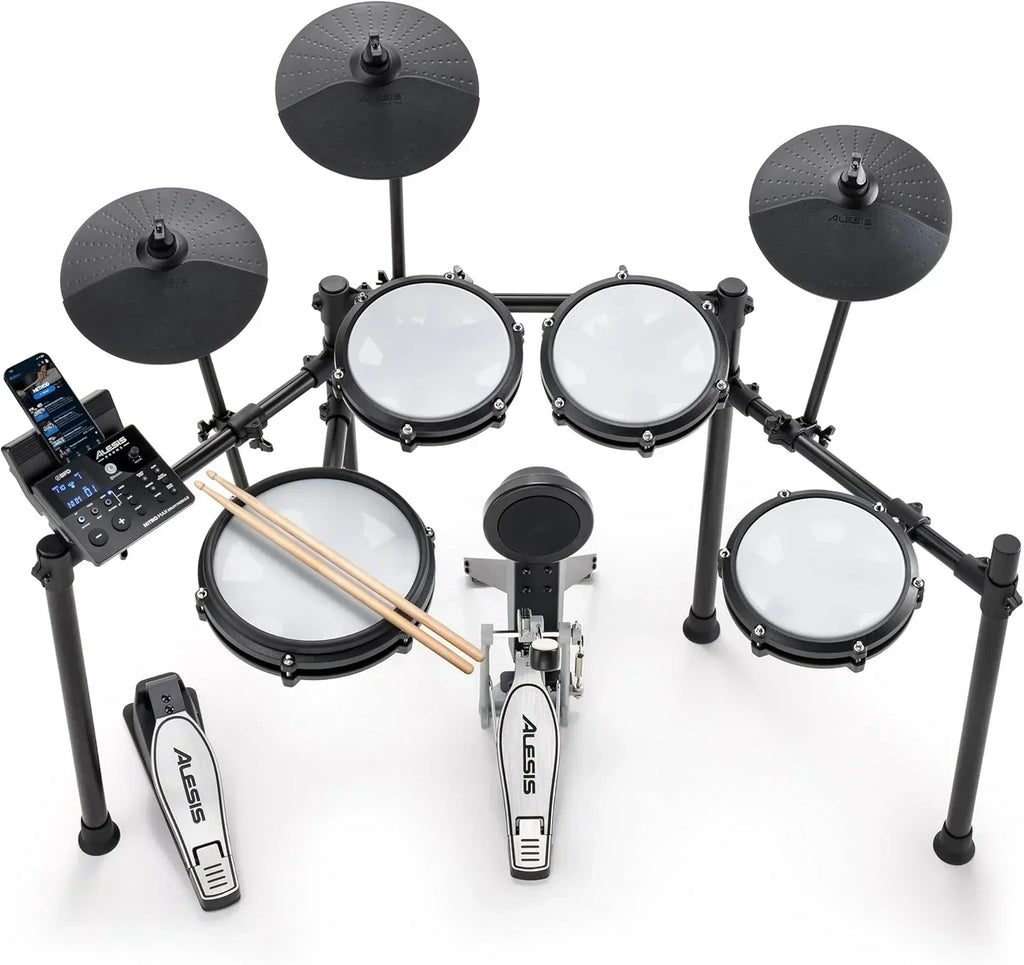 Alesis Nitro Max Kit - Kompaktowy elektroniczny zestaw perkusyjny z cichymi naciągami siatkowymi, dwustrefowym padem werbla 10", Bluetooth, +440 brzmień BFD, Drumeo, USB MIDI, pedałem stopy