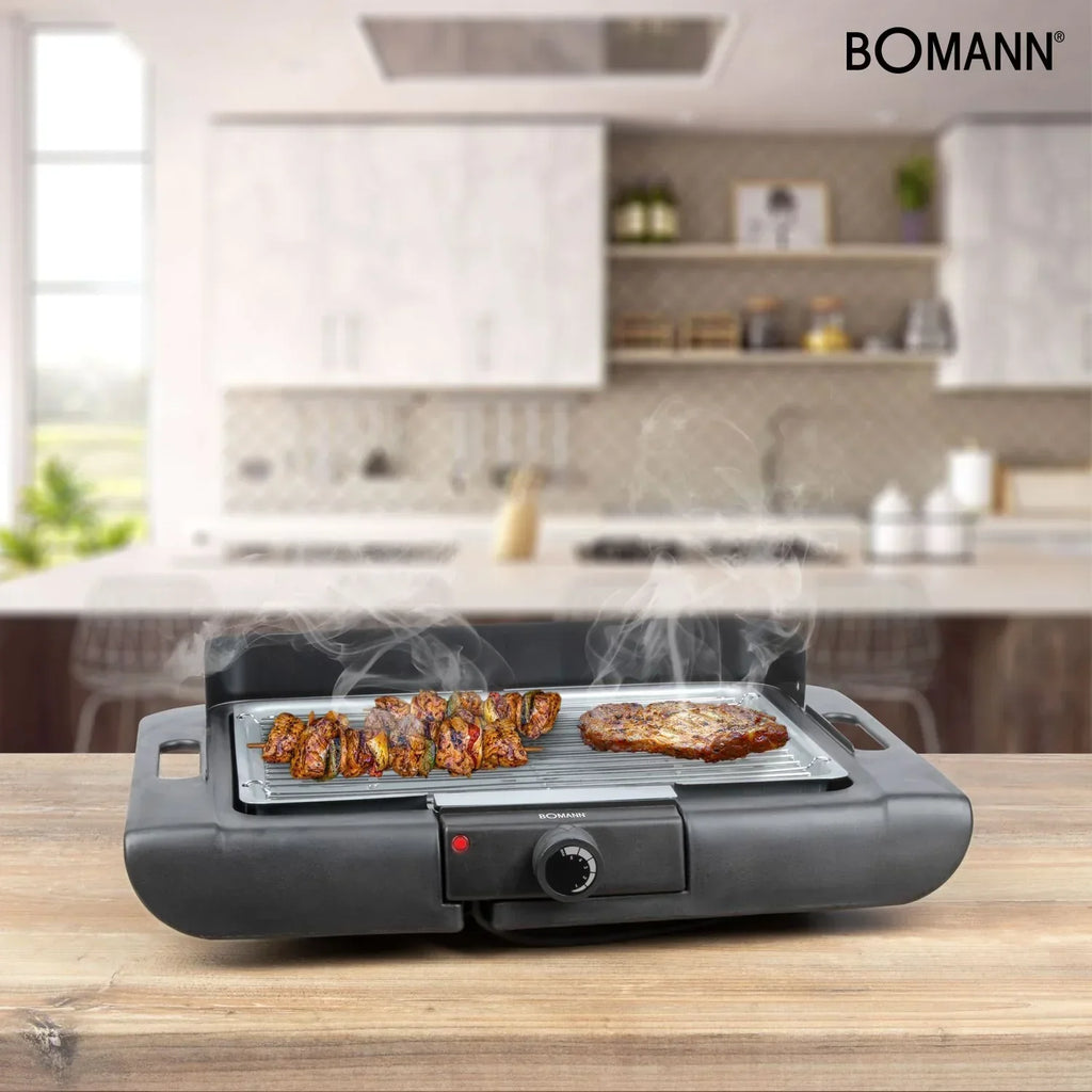 Grill Elektryczny Bomann Bq 2243 Cb, Chromowany Ruszt 36 X 25 Cm, Termostat, Przednia Osłona Przeciwwietrzna, Tacka Ociekowa, Czarny, 2000 W