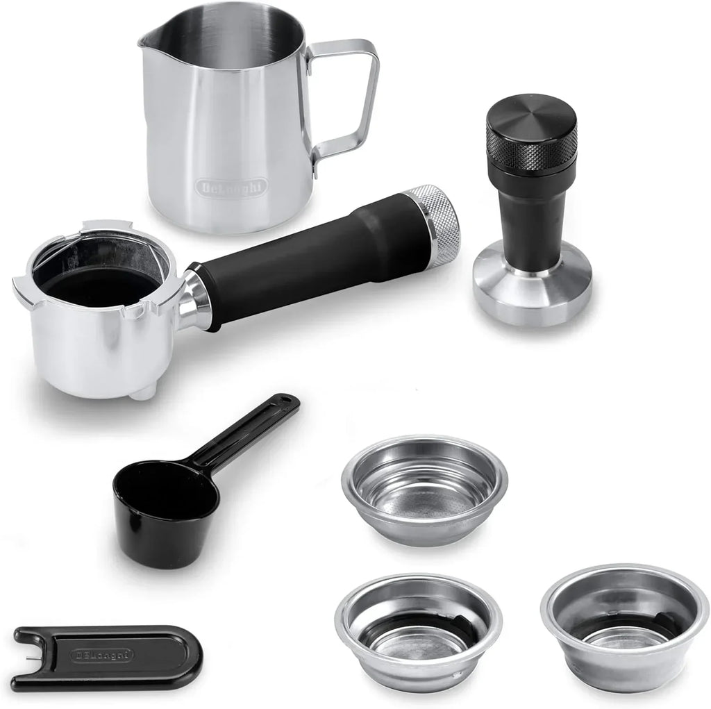 De'Longhi Dedica – Ekspres Kolbowy do Kawy Mielonej lub w Saszetkach, Espresso i Cappuccino, Zbiornik 1.3 Litra, System Anti-Drip, Model EC685.M, Kolor Metaliczny